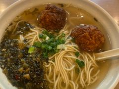 -佬钱湾仔(衣裳街店)