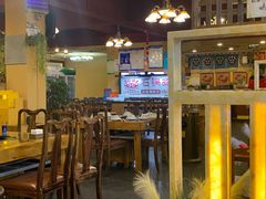 大堂-峰瑞藏地美食·石锅鸡·牦牛肉(大昭寺品牌店)