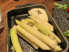 -恰餐厅及酒吧 CHAR Bar & Grill (北京丽都皇冠假日店)
