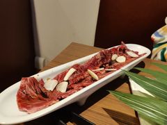 -炼火烤肉店