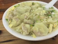 -胖子馄饨坊(天目大厦东南)