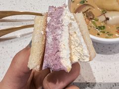 -龍歌自助小火锅(市南金茂湾店)