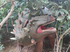 -呀路古热带植物园