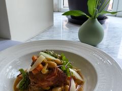 慢炖新西兰小羊肩肉-蝶舍·MAISON PAPILLON