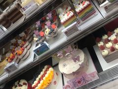-85度C(生甜甜圈研究工坊·上海平凉店)