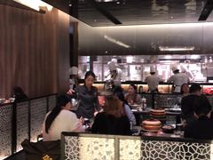 -捞王锅物料理(上海世茂广场店)