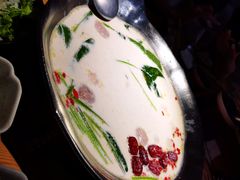 -湊湊火锅·茶憩(杭州湖滨银泰in77店)