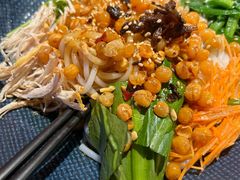 鸡枞米线-芸山季·云南野生菌火锅(人民广场来福士店)