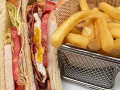 -苏州金鸡湖中茵皇冠假日酒店