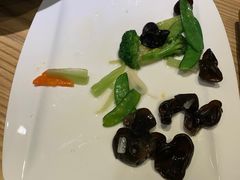 -小镇大厨新概念复合中餐厅(万达广场大连高新店)