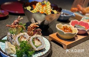 Soft-shell Crab Roll