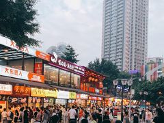 -八一好吃街·高品美食广场