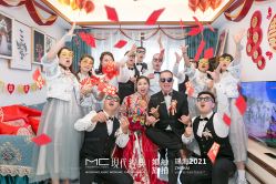 -现代经典婚纱摄影