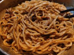 招牌传统麻辣面-聚合鑫东北熏酱熟食麻辣面(长阳店)