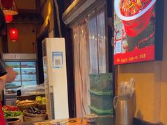 -富正毅三下锅·湘西韵味(天门山索道店)