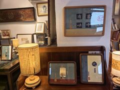 -邊城書店