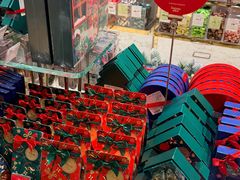 -VENCHI 闻绮(北京国贸商城店)