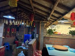 -鱼窝棚柴火铁锅炖(富山屯店)