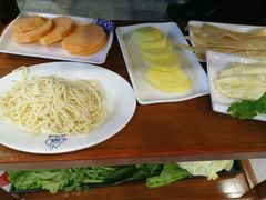 -楼外楼大刀肉传统火锅居(幸福街店)