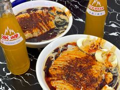 -何老二卤汁凉粉