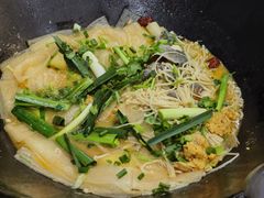 -老刘生态大鱼坊铁锅炖鱼(赛马场店)
