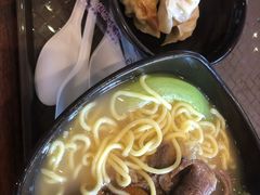 -横琴湾畔餐厅(长隆海洋王国白鲸剧场店)