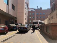 -甘家口大厦-停车场