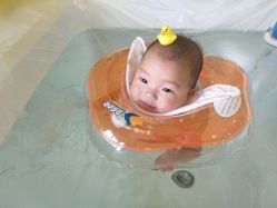 -鱼乐贝贝婴幼儿水育馆(京洲南街店)