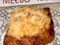 杏仁可颂-MEEBO KAFEE米咖焙坊(虹桥路店)