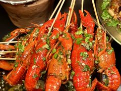 -何师烧烤Pro ·小龙虾·江湖川菜·精酿啤酒(太古里店)