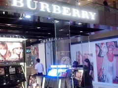 -BURBERRY(上海港汇恒隆广场店)