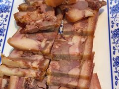-老天桥酱肉烧饼夹肘子(天桥店)
