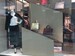 -BURBERRY(上海港汇恒隆广场店)