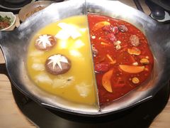 台式麻辣锅-湊湊火锅·茶憩(杭州湖滨银泰in77店)