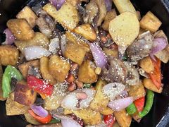 -老钟家烤羊排·敦伊阁清真餐厅胡羊焖饼