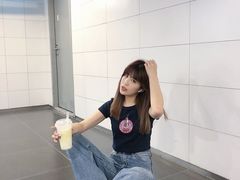 -春丽小马(济南恒隆广场店)