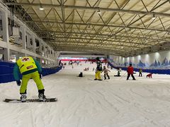 -乔波室内滑雪场