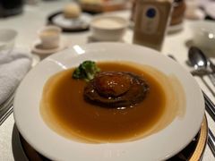古法鲍汁扣鲜鲍鱼皇-皇朝会.经典传统粤菜(外滩店)