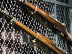 -都市枪神实弹射击俱乐部