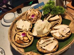 -菌彩云南野生菌火锅(呈贡七彩云南第壹城店)