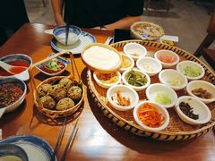 -包整·丝娃娃(一览甲秀楼风景店)