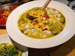能喝汤的酸菜鱼-胡马八破·川菜小馆(高新万达店)