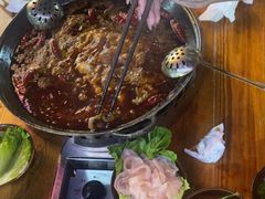 -乖嬢嬢重庆老火锅(南联店)