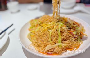 Wenzhou Seafood Fried Noodles