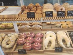 -焙丽拾光(麦凯乐直营店)