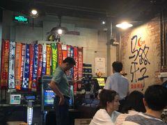 -马路牙子烧烤音乐酒馆(望京店)