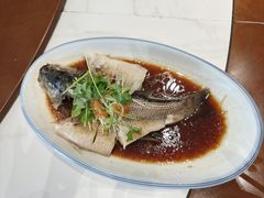 -三江源美食城