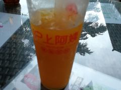 -沪上阿姨鲜果茶(世茂广场宽厚里店)