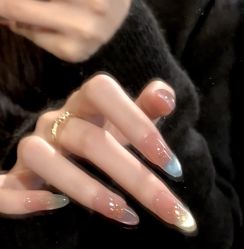 -桃色美甲沙龙