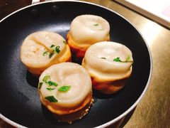 生煎包-龍堂蟹黄小笼包(德思勤四季汇店)